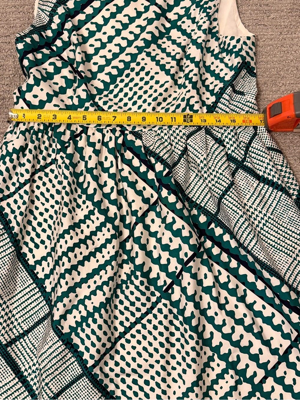 Silk Oscar de la Renta Dress Size 12 - Picture 6 of 10